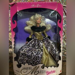 7 Gorgeous Vintage Barbie Doll!!